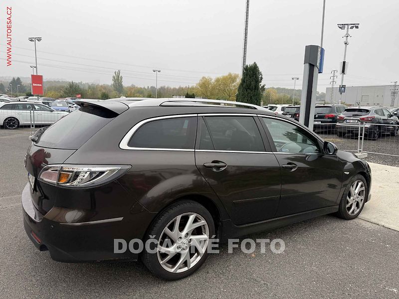 Mazda 6 (2010) 2.2 MZR-CD, ČR, xenon, autoAC - fotka 2 z 3