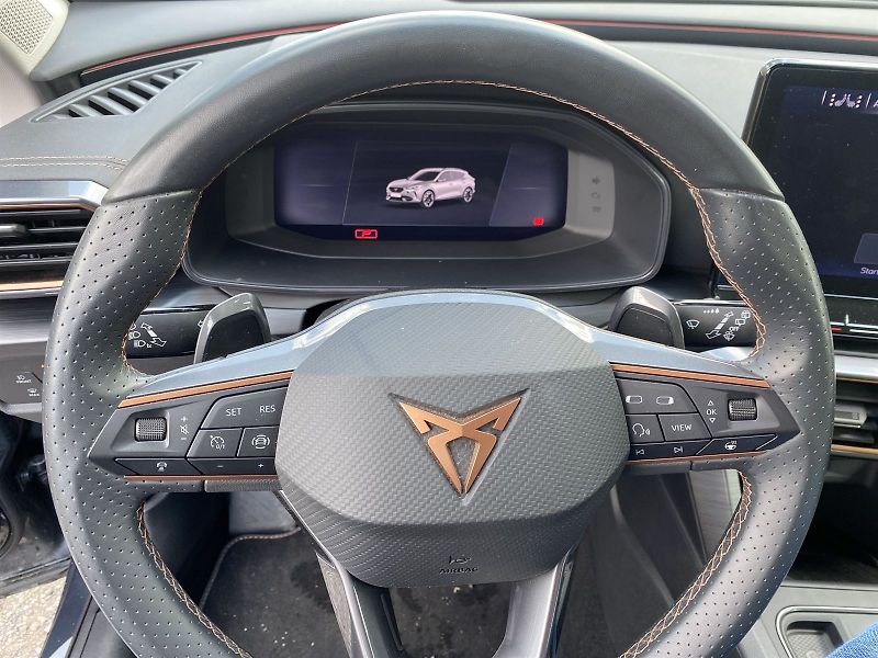 Cupra Formentor (2024) 2,0 TSI 4Drive DSG - fotka 10 z 39
