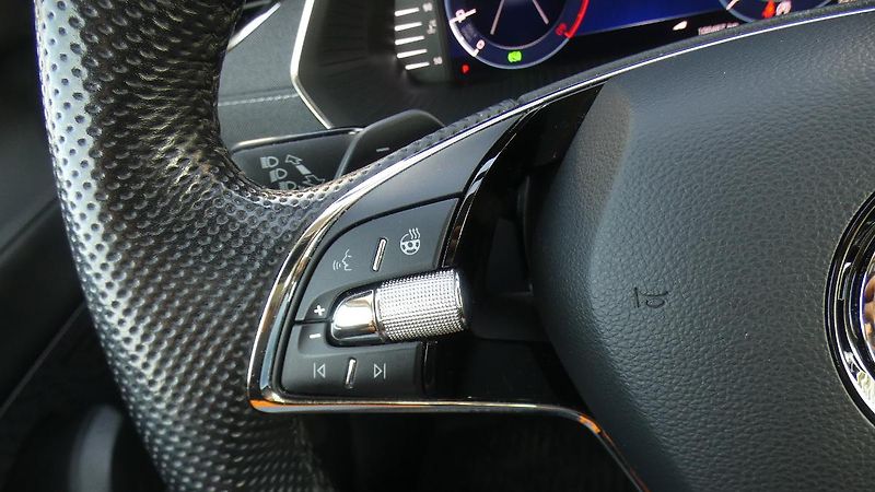 Škoda Octavia 2,0 TDI Style DSG 110 kW - fotka 11 z 24