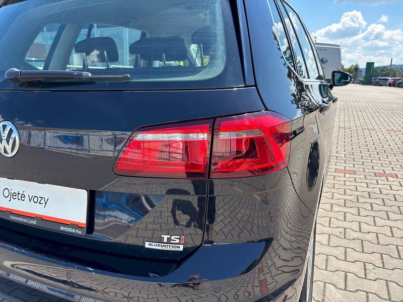 Volkswagen Golf Sportsvan (2015) Highline 1,4 TSI (92 kW) - fotka 13 z 31