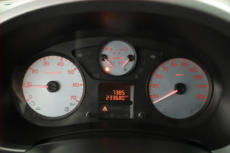 Peugeot Partner (2018) Active 1.6 BlueHDi, 5Míst, ČR - fotka 8 z 10