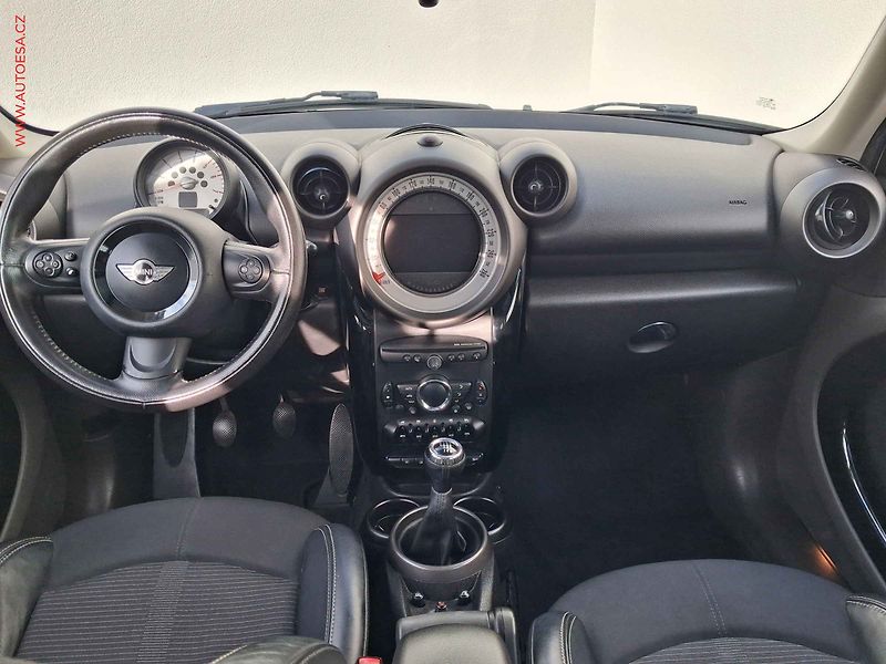 Mini Countryman (2011) 1.6 D 4x4, 1.maj,ČR, servis - fotka 8 z 15