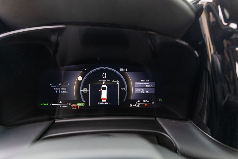 Lexus LM 350h  350H 2,5 HEV LUXURY 7 MÍST - fotka 11 z 44