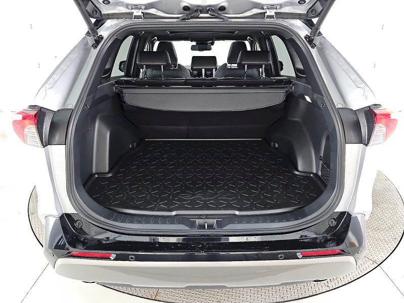 Toyota RAV4 (2025) 2.5HEV 222k 4x4  SELECTION SKY - fotka 24 z 24