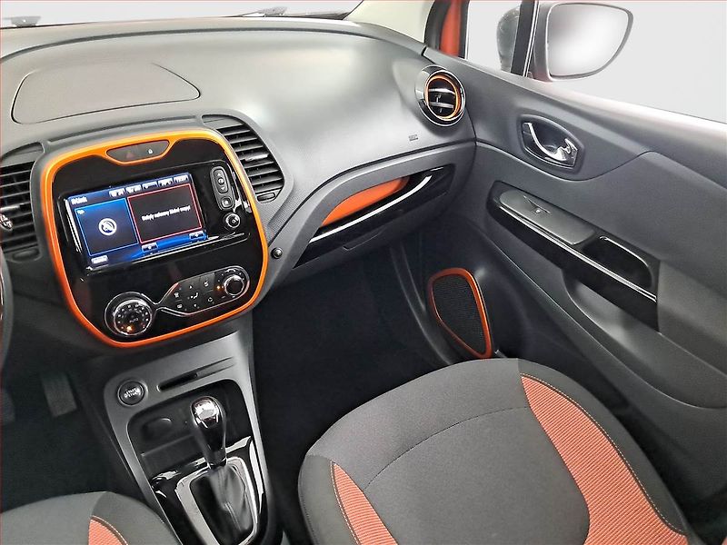 Renault Captur (2013) 1.2 TCe, Automat, Tempomat - fotka 8 z 16