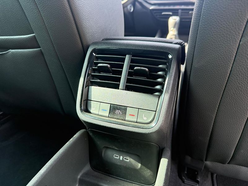 Škoda Octavia Sportline 1.5 TSI 110kw Combi - fotka 25 z 29