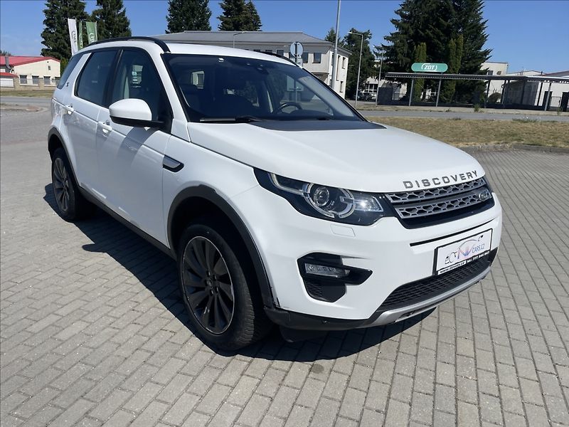 Land Rover Discovery Sport 2,0 TD4 132kw AWD Pano 7mist T - fotka 6 z 35
