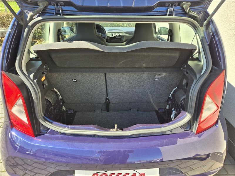 Seat Mii 1,0 i Klima Navi ESP - fotka 15 z 26