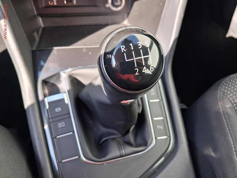 Volkswagen Tiguan (2016) 1.4 TSi, Trendline - fotka 14 z 15