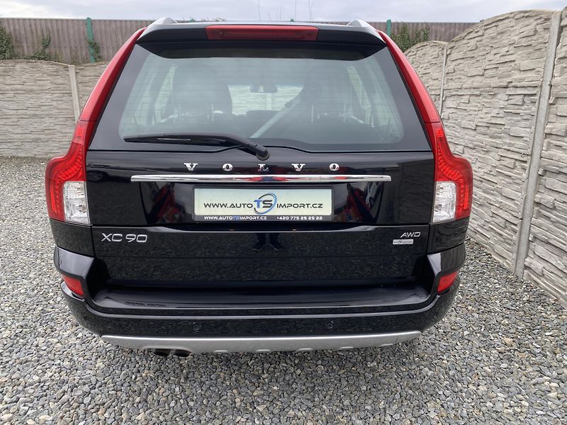 Volvo XC90 2.5TDi D5 200PS 7M 196000KM 1A - fotka 4 z 161