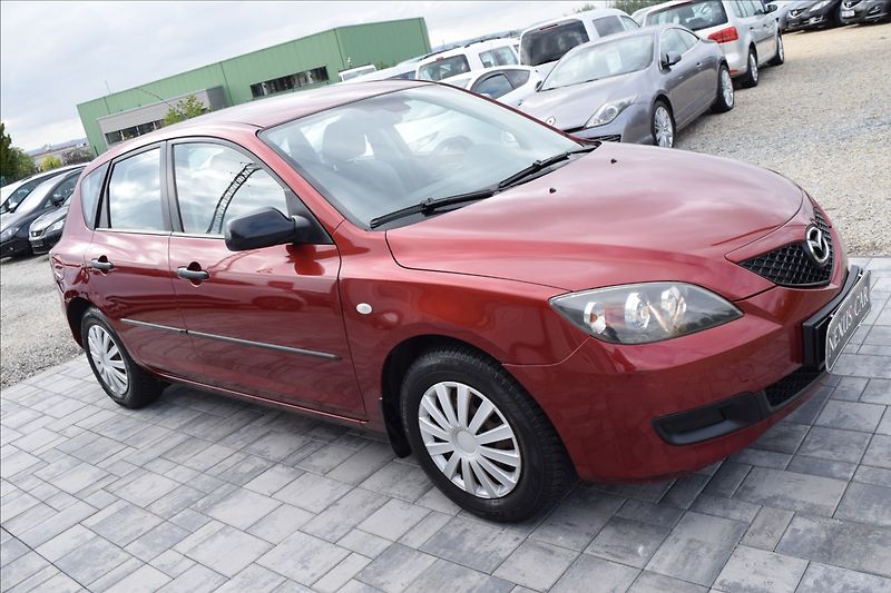 Mazda 3 1,4 i 62KW NOVÁ STK PO SERVISE - fotka 4 z 40