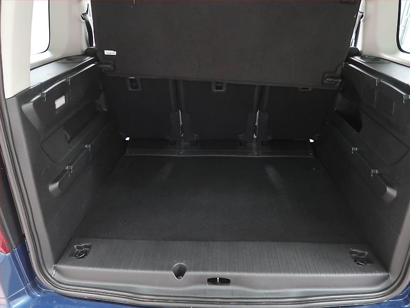 Opel Combo (2019) 1.2 Turbo, 5Míst, SR - fotka 13 z 17