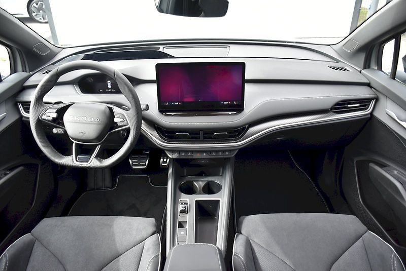 Škoda Enyaq (2026) Sportline 85 - fotka 5 z 47