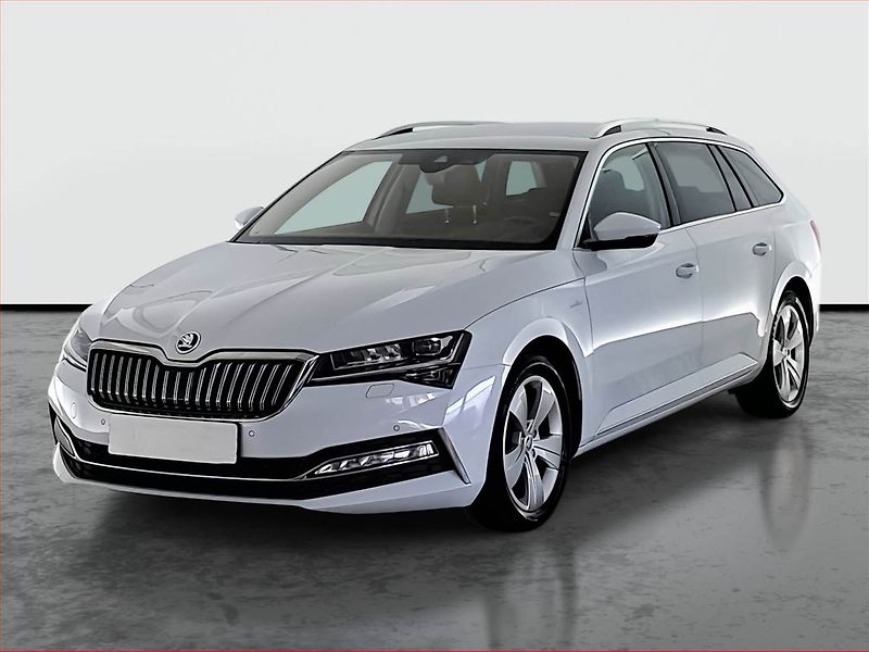Škoda Superb (2020) Laurin&Klement 2.0 TDI - fotka 2 z 21