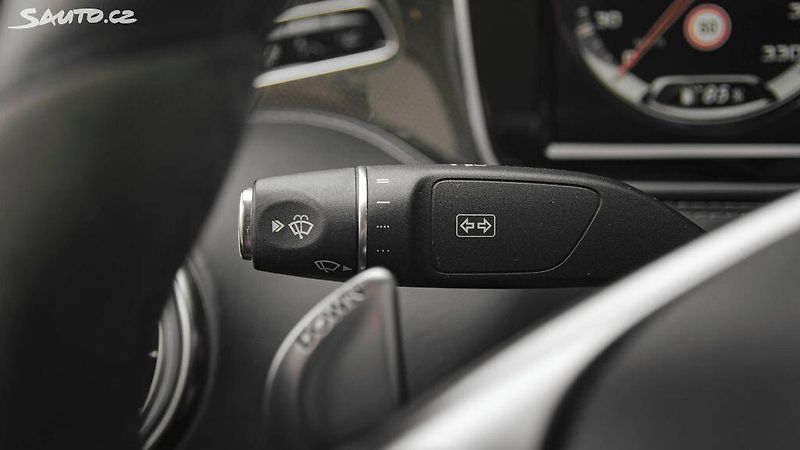 Mercedes-Benz Třídy S S63 AMG 4MATIC cabrio 585 PS - fotka 25 z 48