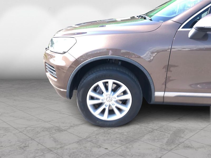 Volkswagen Touareg 3,0TDi 180kW - fotka 10 z 30