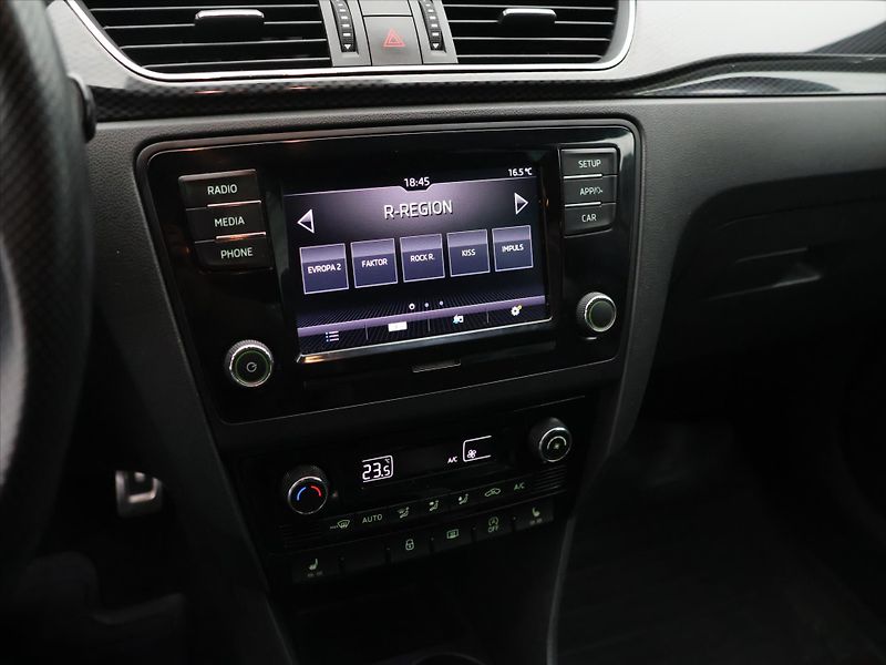 Škoda Rapid 1,0 TSI 81 kW Monte Carlo CZ - fotka 17 z 27
