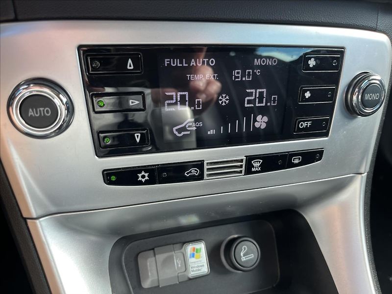 Lancia Delta 1,4 i 110 KW KLIMA ALU STK9/28 - fotka 19 z 35
