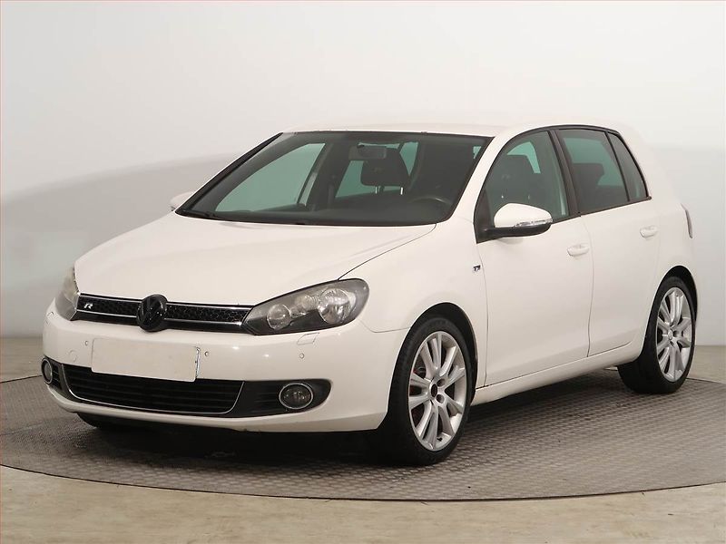 Volkswagen Golf (2010) R-Line 1.4 TSI, Park. senzory - fotka 2 z 13