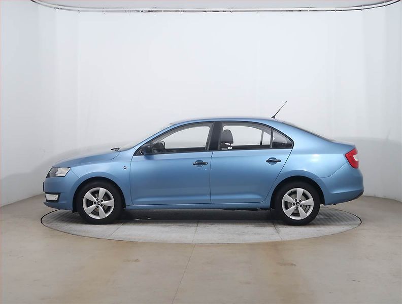 Škoda Rapid (2013) 1.2 TSI, ČR,1.maj - fotka 3 z 16
