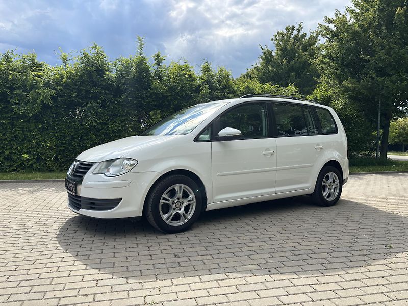 Volkswagen Touran 1.6 75kw Trendline - fotka 3 z 29