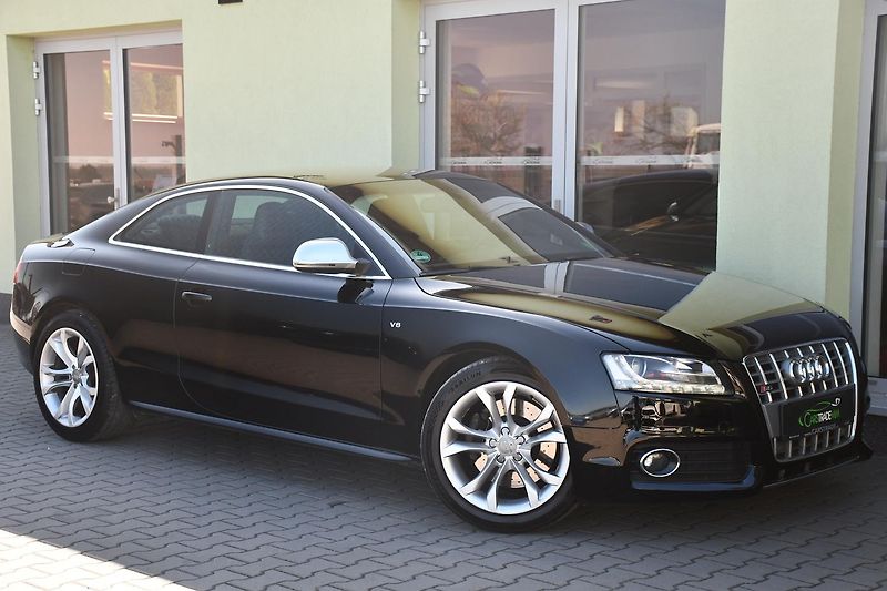 Audi S5 4.2FSI V8 MANUÁL QUATTRO - fotka 2 z 29