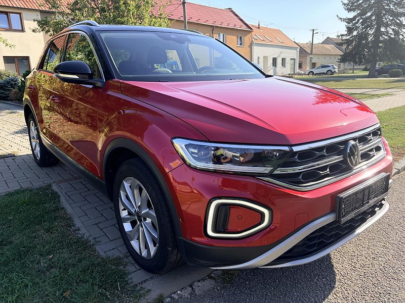 Volkswagen T-Roc 1.0TSI SPORT IQ LIGHT - fotka 2 z 46