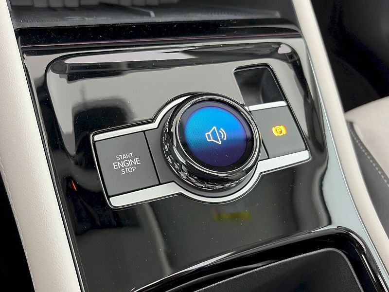 Volkswagen Tayron (2025) Elegance 1.5 TSI eHybrid 200kW - fotka 35 z 48