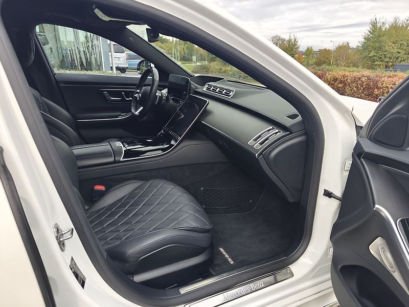 Mercedes-Benz Třídy S 400 d AMG 4MATIC LONG - fotka 18 z 28