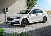 Škoda Octavia plug-in liftback - 859 900 Kč, combi 899 900 Kč