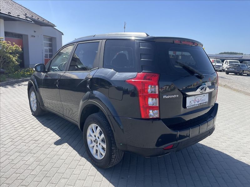 Mahindra  XUV500 2,2 D 103kw 7míst FWD Euro6 be - fotka 3 z 38