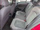 Volkswagen Golf (2018) 1.4 TSi, ČR, AC, tempo, park - náhled 10