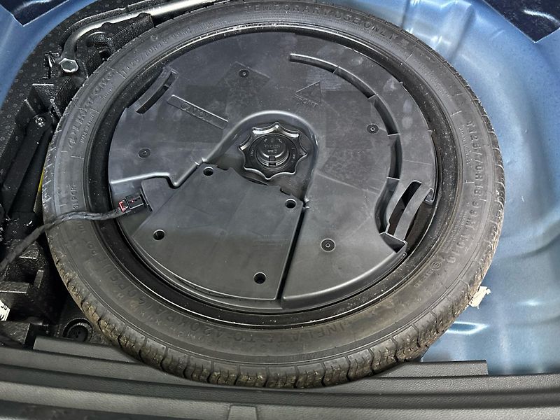 Škoda Karoq DSG Sportline - fotka 29 z 31