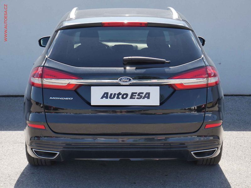 Ford Mondeo (2019) 2.0 TDCi AWD, Titanium, AT - fotka 5 z 22