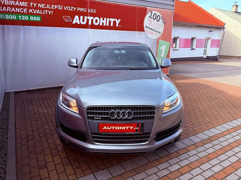 Audi Q7 3.0 TDi Quattro Tiptronic, Nav - fotka 2 z 19