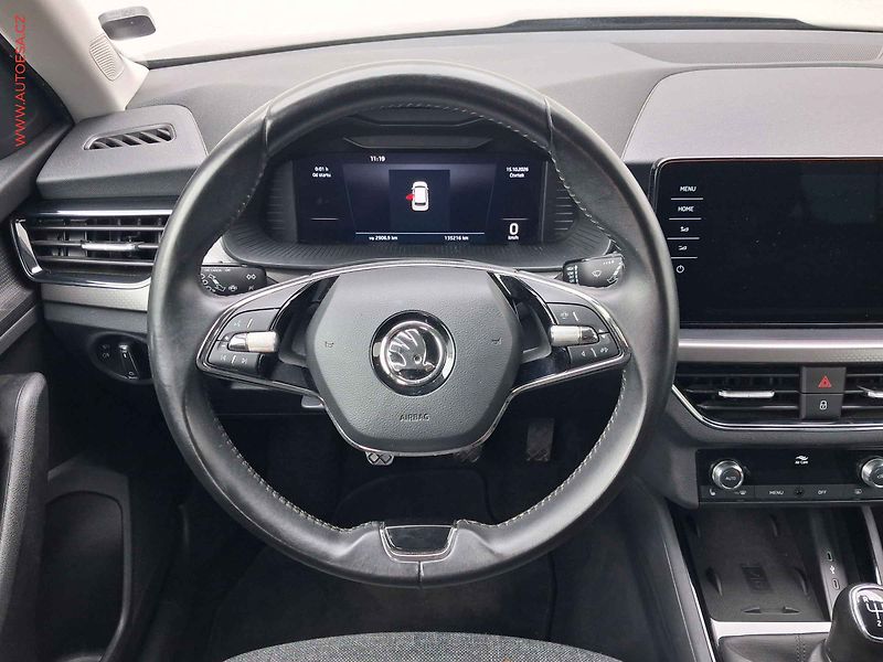 Škoda Kamiq (2021) 1.0 TSi, Clever, LED, navi - fotka 11 z 18