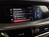 Alfa Romeo Stelvio VELOCE 206kW Q4 PANO TAŽNÉ R21 - náhled 23