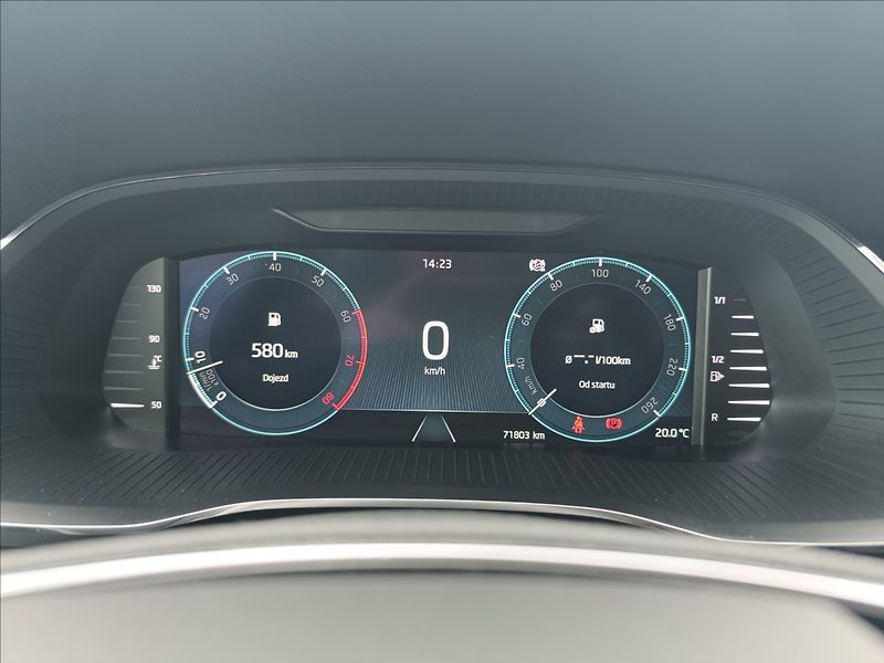 Škoda Octavia 1,5 TSi Ambition - fotka 12 z 21