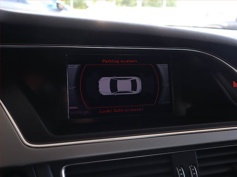 Audi A4 (2013) 1.8 TFSI, ČR,1.maj, Bi-Xenony - fotka 14 z 19
