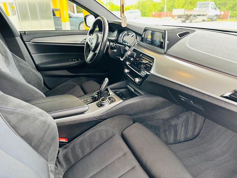 BMW Řada 5 (2018) 530xd,195kW PO SERVISU,M-PAKET - fotka 8 z 19