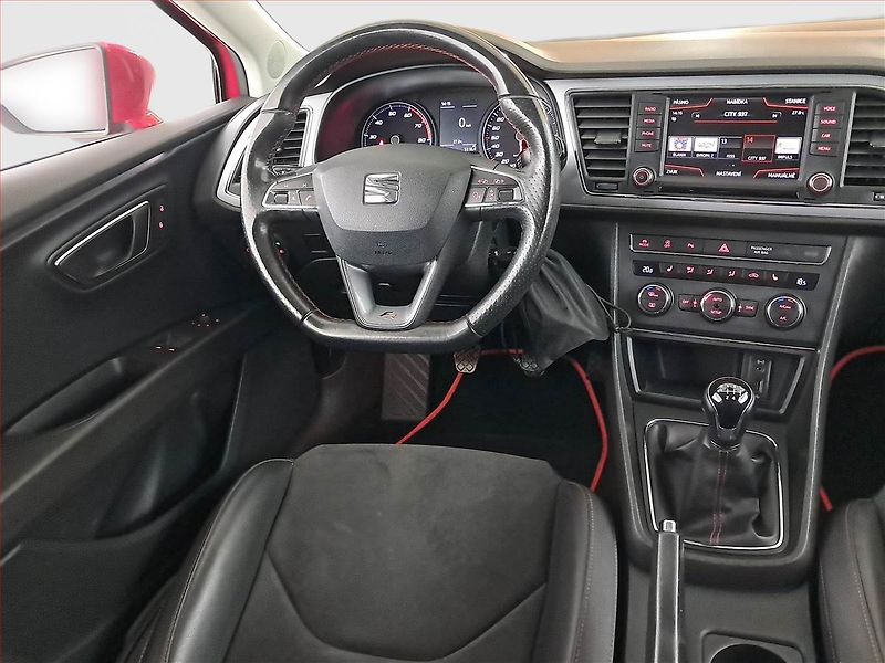 Seat Leon (2016) 1.8 TSI, Kůže, Tempomat - fotka 7 z 20