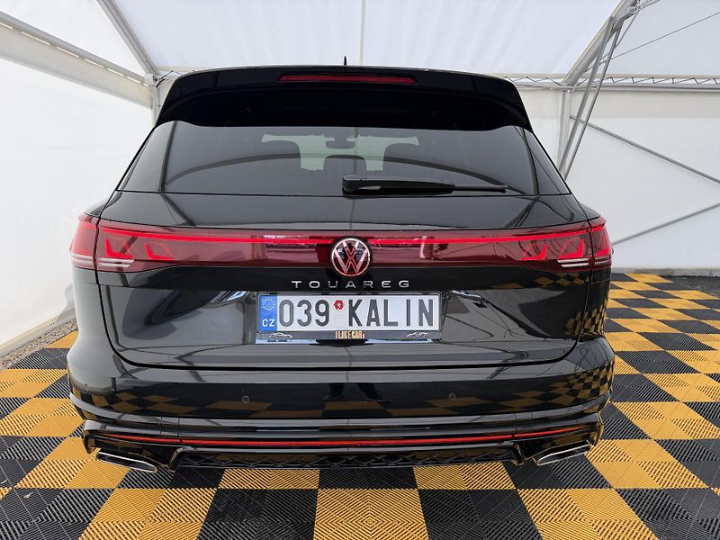 Volkswagen Touareg 3.0Tdi*1-MAJ*DPH*HUD*R-LINE* - fotka 6 z 47
