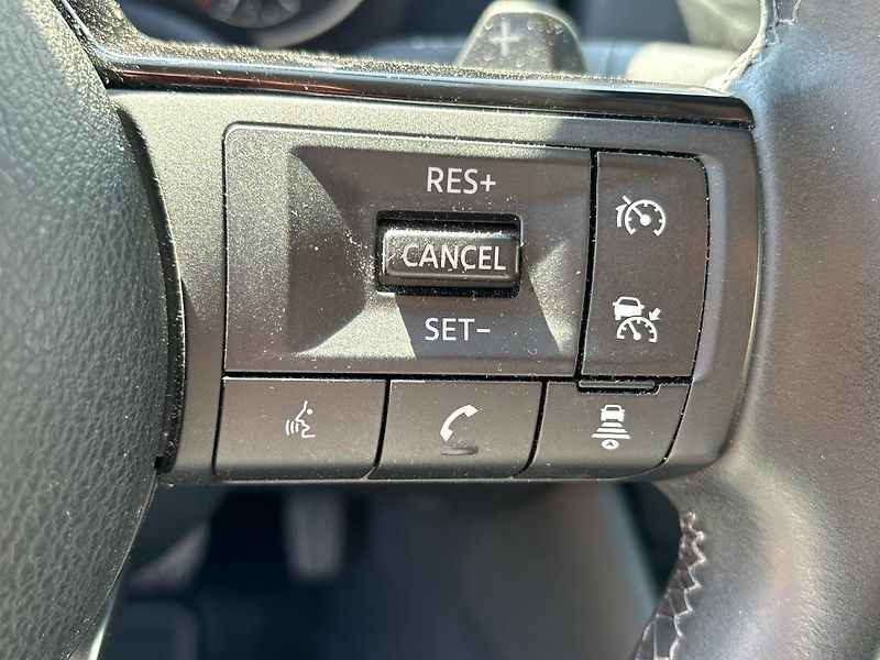 Nissan Qashqai (2021) 1.3 M-HEV, automat, 116kw - fotka 17 z 22