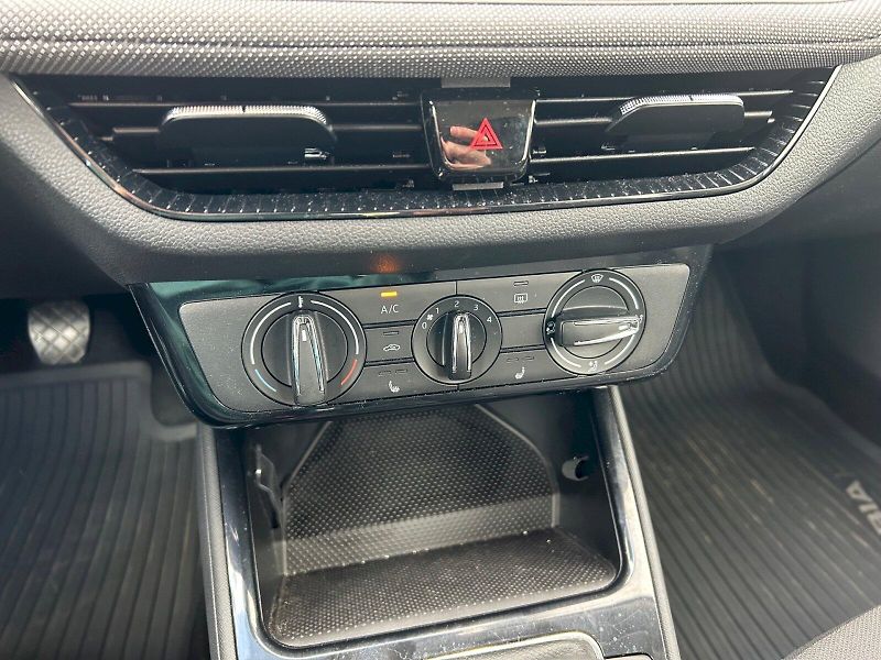 Škoda Fabia (2025) 130 let 1.0 TSI 85 kW - fotka 25 z 30