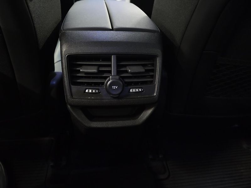 Peugeot 3008 - fotka 26 z 32