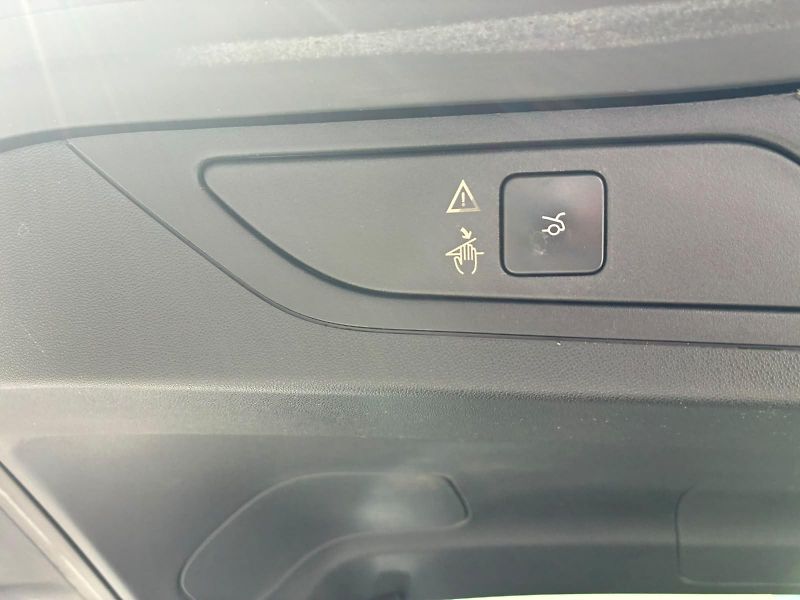 Citroën C4 Picasso (2017) 1.6HDi,88KW,MASÁŽ, BLIS, 1.MAJ - fotka 29 z 35