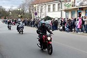 Z příjezdu spanilé jízdy motocyklů do Poděbrad.