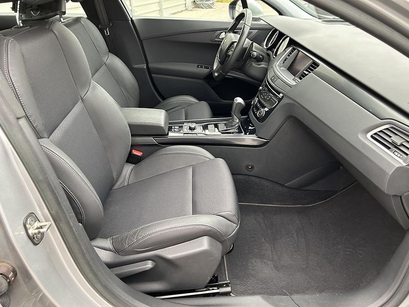 Peugeot 508 2.0 HDI - fotka 9 z 26
