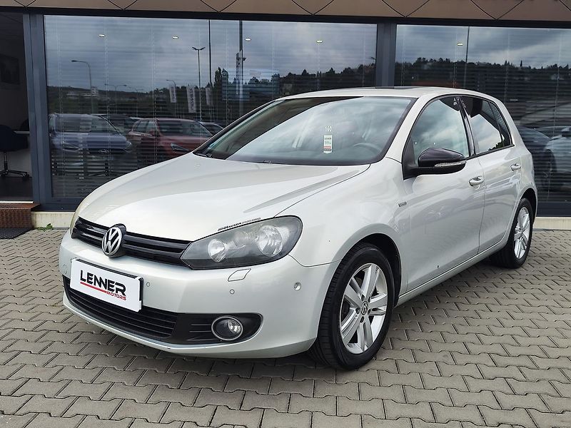 Volkswagen Golf 1.6 TDI/77kW Match DSG - fotka 1 z 30