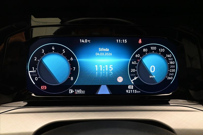Volkswagen Golf 1,5 TSI 96 kW Life Business Zá - fotka 16 z 31